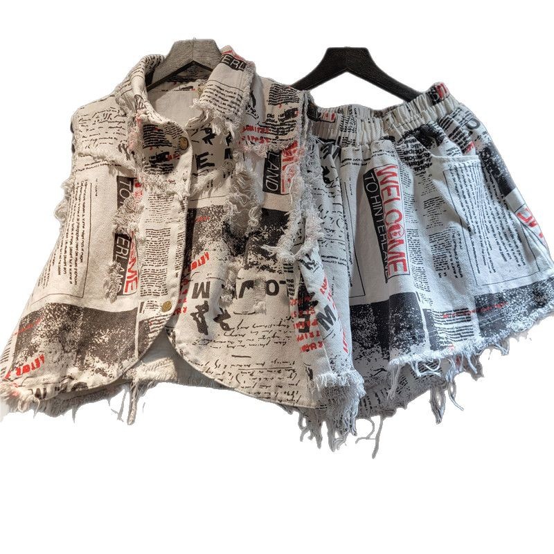 Chic Women Newspapers Letters  - Shorts Denim Frayed บทวิจารณ์และราคา