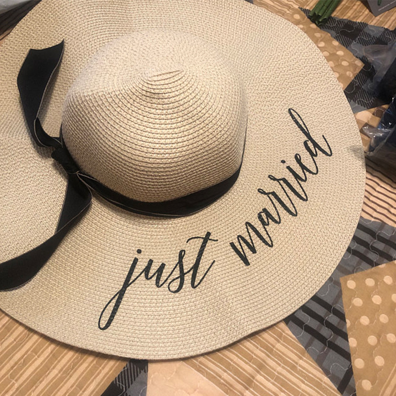 Personalized Custom Last Name  - Hat Floppy Wide บทวิจารณ์และราคา
