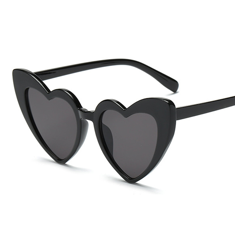 Love Heart Cat Eye Sunglasses  - Sunglasses Cat Eye บทวิจารณ์และราคา
